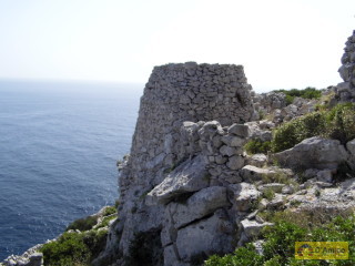 foto immobile Trulli (pajara) a picco sul mare Adriatico n. 18