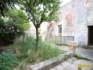foto immobile Casa antica con giardino in centro storico, con progetto ristrutturazione  n. 20