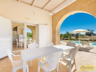 foto immobile Villa tipica salentina con Piscina, a 2 km dalla spiaggia di Pescoluse n. 6
