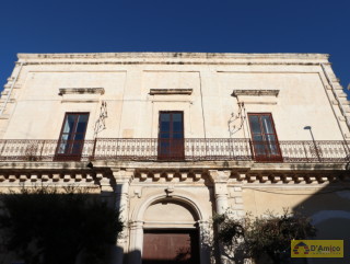 foto immobile Antica Casa al Piano 1° di un Palazzo Padronale in centro storico n. 2
