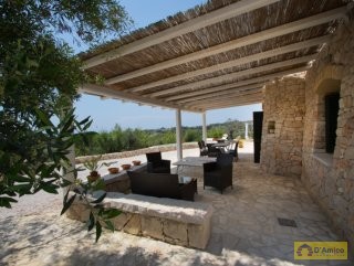 foto immobile Villa con Piscina Vista Mare con meraviglioso giardino, a Pescoluse n. 18