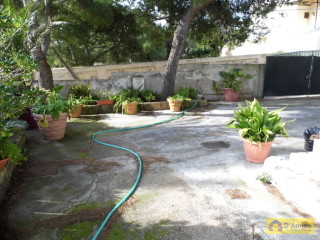 foto immobile Villa nel centro di Santa Maria di Leuca a 80mt dal mare  n. 21