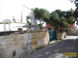 foto immobile Villa nel centro di Santa Maria di Leuca a 80mt dal mare  n. 6
