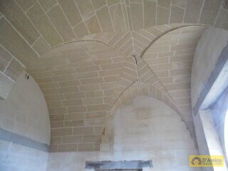 foto immobile Villa in stile Neoclassico, da completare, con Piscina ed area Spa n. 10