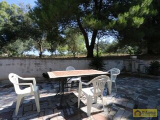 foto immobile In vendita a Pescoluse Villa vista mare, con Autorizzazione per piscina n. 11