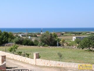 foto immobile In vendita a Pescoluse Villa vista mare, con Autorizzazione per piscina n. 18