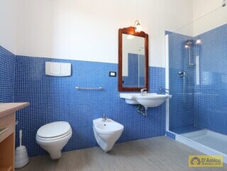 foto immobile In vendita a Pescoluse Villa vista mare, con Autorizzazione per piscina n. 34