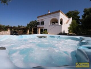 foto immobile In vendita a Pescoluse Villa vista mare, con Autorizzazione per piscina n. 8