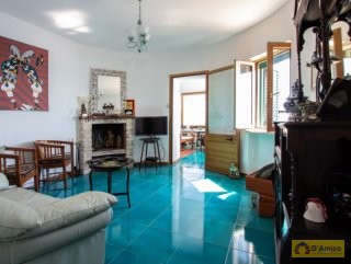 foto immobile Villa di lusso a picco sul mare di Santa Maria di Leuca  n. 14