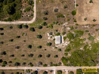 foto immobile Terreno con 2 Lamioni e Progetto per Piscina a Torre Pali n. 20