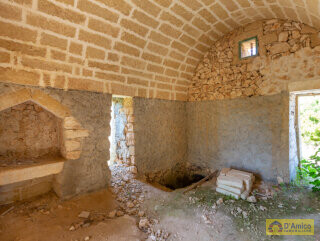 foto immobile Terreno con 2 Lamioni e Progetto per Piscina a Torre Pali n. 10