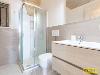 foto immobile Villa vista mare con Piscina e Vigneto a Pescoluse n. 28