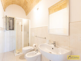 foto immobile Villa vista mare con Piscina e Vigneto a Pescoluse n. 29