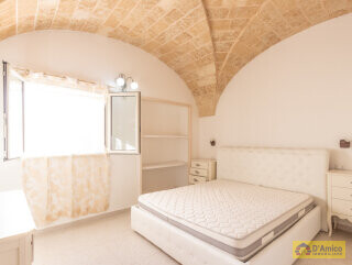 foto immobile Villa vista mare con Piscina e Vigneto a Pescoluse n. 32