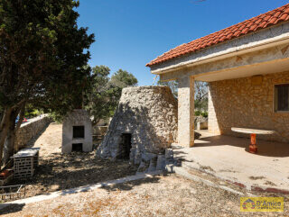 foto immobile Villa Vista Mare da ristrutturare, con Piscina n. 24