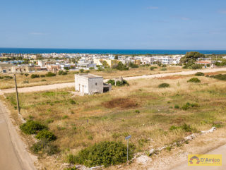 foto immobile Lotti di terreno edificabili con Ville vista mare a Pescoluse  n. 6
