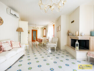 foto immobile Villa di pregio a Santa Maria di Leuca, con vista mare n. 7