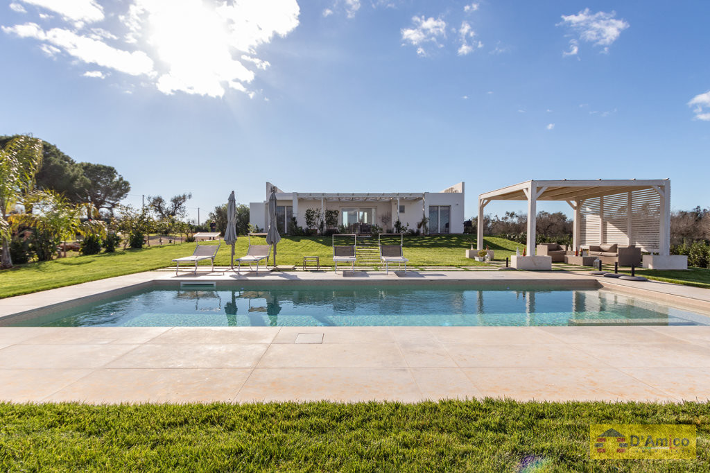 foto immobile Villa con Piscina a Ugento, a pochi chilometri da Lido Marini e Pescoluse n. 9