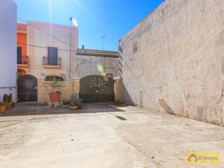 foto immobile  Casa antica con giardino nel centro storico di Morciano di Leuca n. 6