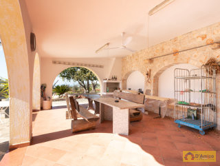 foto immobile Villa con Trullo vista mare a Salve, a 4 km da Pescoluse n. 10