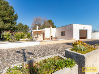 foto immobile Villa con Trullo vista mare a Salve, a 4 km da Pescoluse n. 34