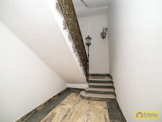 foto immobile Antico Palazzo del 1889 Con Cortile Privato in Centro Storico n. 10