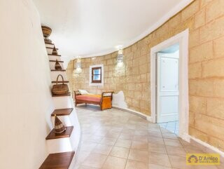 foto immobile Tipica Villa Vista Mare con Dependance e Progetto approvato per una Piscina. n. 20