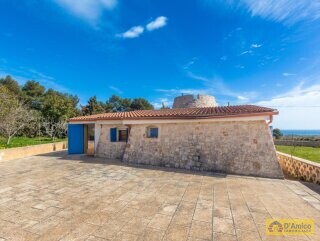 foto immobile Tipica Villa Vista Mare con Dependance e Progetto approvato per una Piscina. n. 29