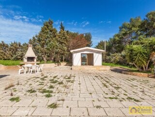 foto immobile Tipica Villa Vista Mare con Dependance e Progetto approvato per una Piscina. n. 39