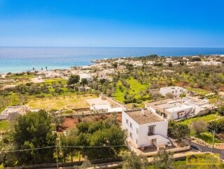 foto immobile Villa Vista Mare da Completare, con Giardino, a 400 metri dalla Spiaggia n. 12