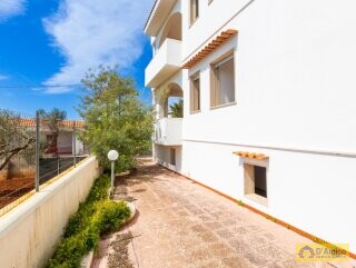 foto immobile Villa Vista Mare da Completare, con Giardino, a 400 metri dalla Spiaggia n. 20