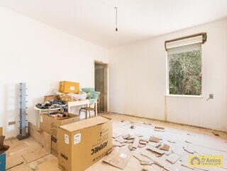 foto immobile Villa Vista Mare da Completare, con Giardino, a 400 metri dalla Spiaggia n. 38