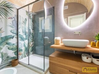 foto immobile Prestigiosa Villa Vista Mare con Piscina, in Collina a Pescoluse n. 36