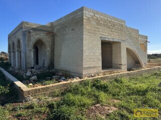 foto immobile Villa Tipica, in costruzione, con Piscina, immersa nella campagna del Salento n. 14