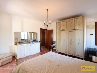 foto immobile Villa vicino al mare, da completare con Piscina, chiavi in mano n. 18