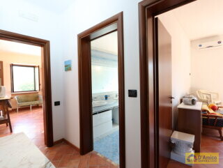 foto immobile Villa vicino al mare, da completare con Piscina, chiavi in mano n. 22