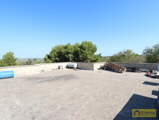 foto immobile Villa vicino al mare, da completare con Piscina, chiavi in mano n. 24