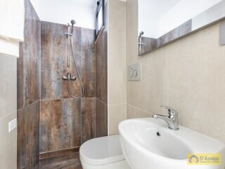 foto immobile Appartamento Indipendente a Piano Terra, Fronte Spiaggia n. 20