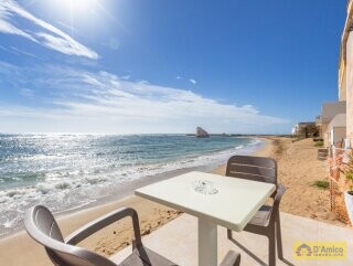 foto immobile Appartamento Indipendente a Piano Terra, Fronte Spiaggia n. 4