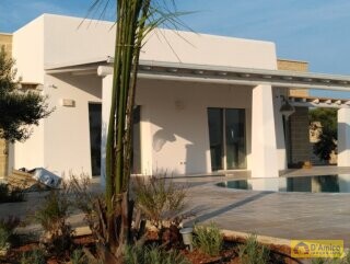 foto immobile Tipica Villa Salentina con Piscina Vista Mare a Santa Maria di Leuca n. 4