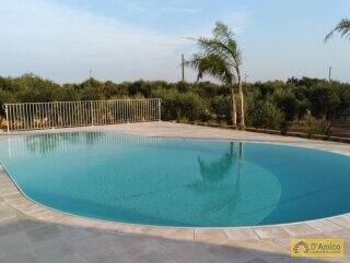 foto immobile Tipica Villa Salentina con Piscina Vista Mare a Santa Maria di Leuca n. 8