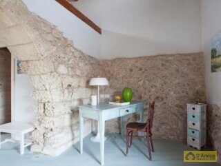 foto immobile Elegante Masseria del 1500, con Piscina, Immersa nel Verde n. 15