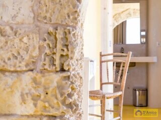 foto immobile Elegante Masseria del 1500, con Piscina, Immersa nel Verde n. 29