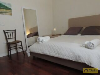 foto immobile Elegante Masseria del 1500, con Piscina, Immersa nel Verde n. 38