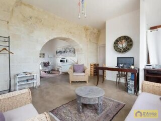 foto immobile Elegante Masseria del 1500, con Piscina, Immersa nel Verde n. 41