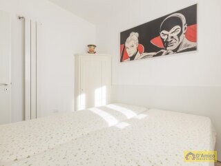foto immobile Elegante Villa Vista Mare con Piscina in vendita a Pescoluse n. 29