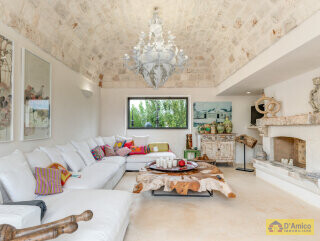 foto immobile Raffinati Trulli con Piscina e Dependance in Valle D'Itria n. 10