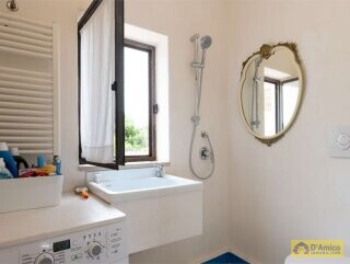 foto immobile Raffinati Trulli con Piscina e Dependance in Valle D'Itria n. 14