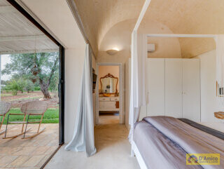 foto immobile Raffinati Trulli con Piscina e Dependance in Valle D'Itria n. 20