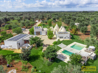 foto immobile Raffinati Trulli con Piscina e Dependance in Valle D'Itria n. 29